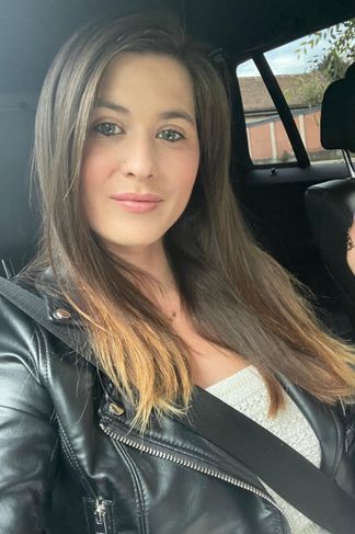 Mosonmagyaróvár, 21 éves escort, Larabby