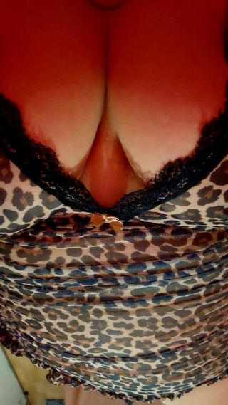 Nattasa Női szexpartner +36 30 960 6484 fénykép 1