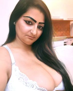 Mira (45) - Budapest