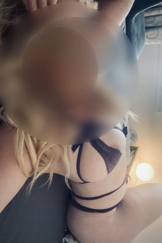 Mikepércs, 24 éves escort, Florentina