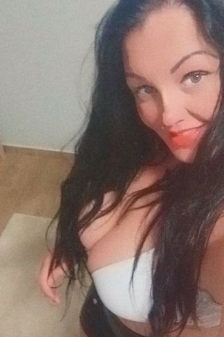 Esztergom, 30 éves escort, Carmen
