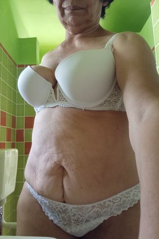 Székesfehérvár, 52 éves escort, Adrien