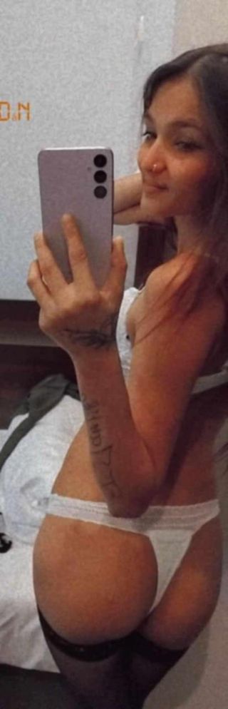 Emese Női szexpartner +36 30 181 3385 fénykép 11