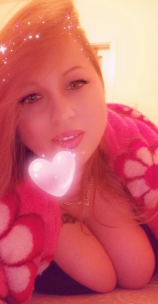 Viki Női szexpartner +36 30 892 3255 fénykép 40