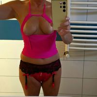 Suzy (48) - Győr - kép 1041900