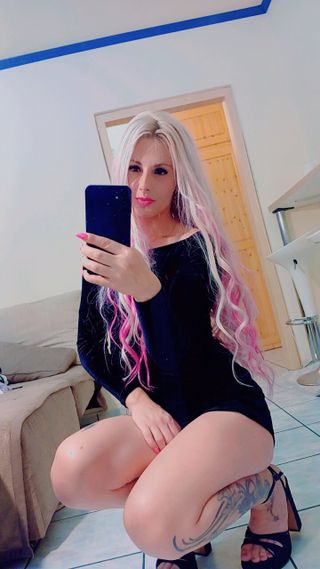 Szamanta Női szexpartner +36 30 231 6789 fénykép 8