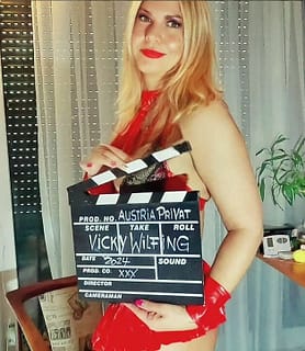 Vicky W (36) - Győr - kép 999400