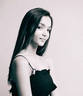 Emese (23) - Zalaegerszeg - kép 1052798