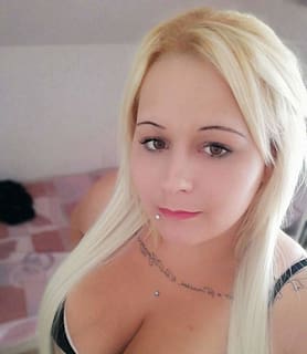 Bella (32) - Almásfüzitő - kép 612125